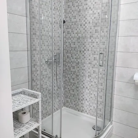 Apartment Mali Tare