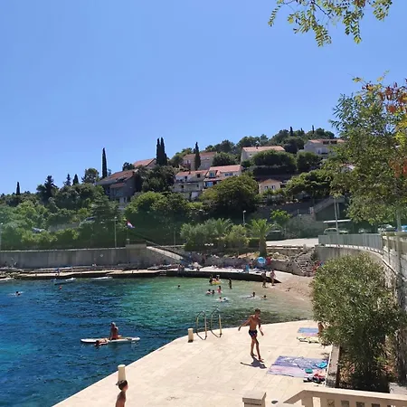 Mali Tare Apartamento Korčula