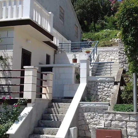 Appartamento Mali Tare *